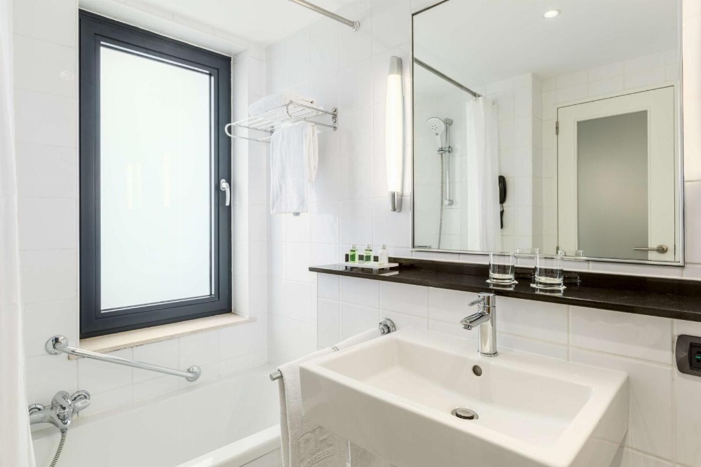 NH Grand Place Arenberg